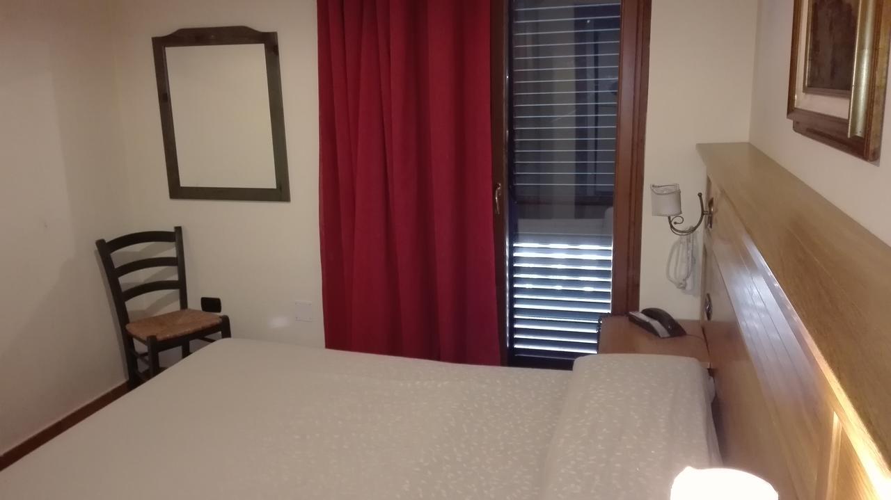 Hotel Sottovento Sant'Egidio del Monte Albino Dış mekan fotoğraf